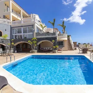 Boutique Leicht & Friends Costa Adeje (Tenerife)
