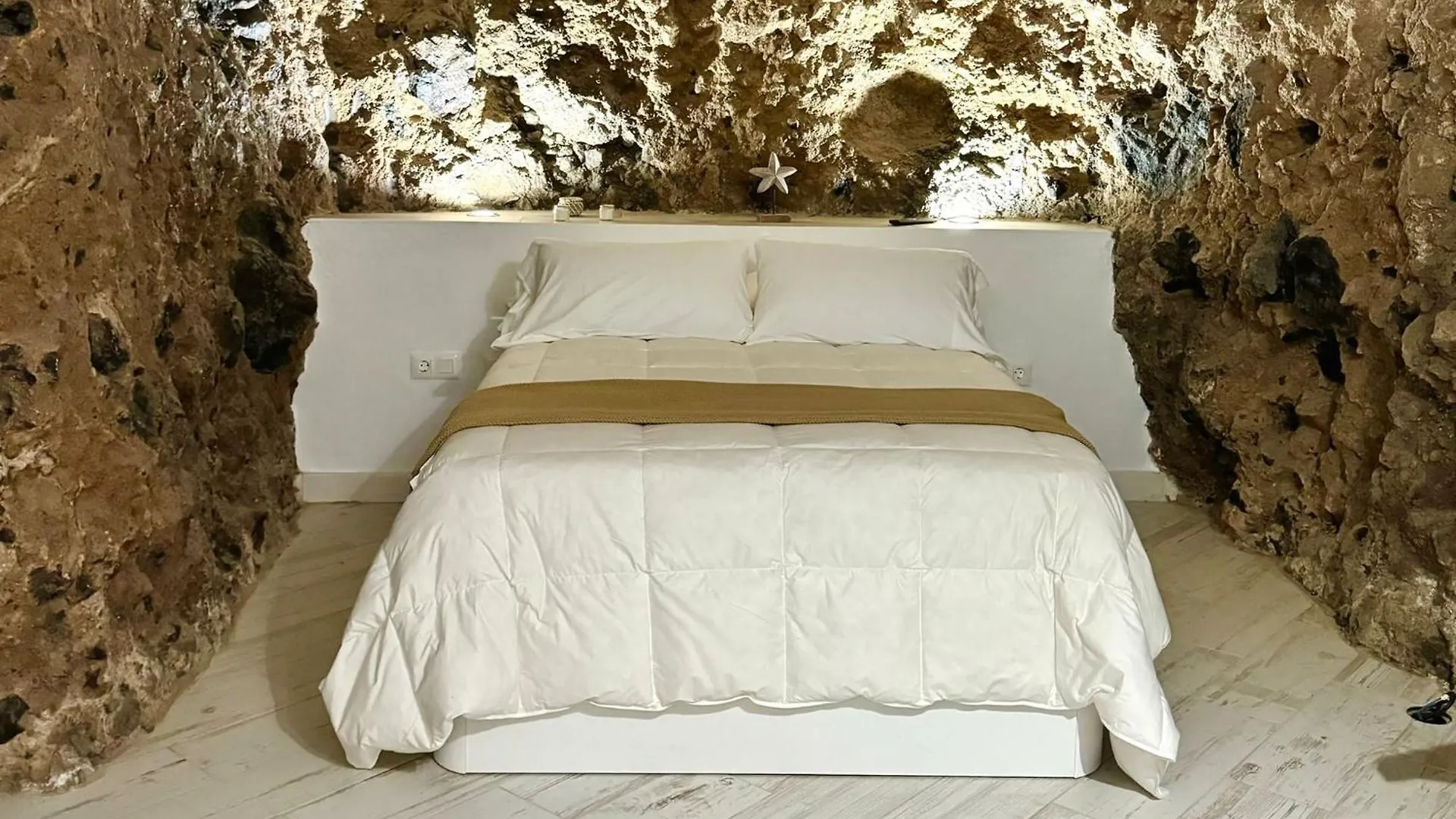 Luxury Home La Cueva Del Guanche Costa Adeje  Spain
